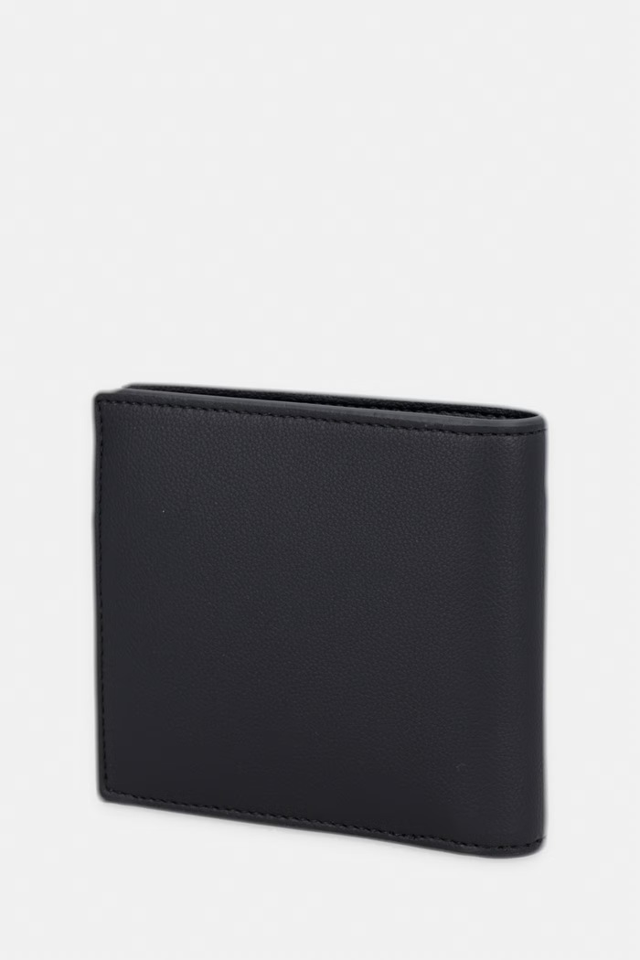 Armani Exchange портфейл мъжки от имитация на кожа XM000167.AF26662 черен AW26