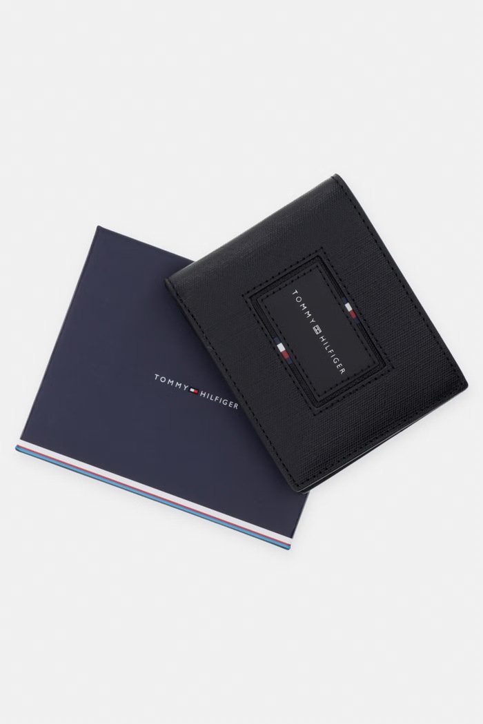 Tommy Hilfiger peňaženka pánska kožená AM0AM14505 čierna