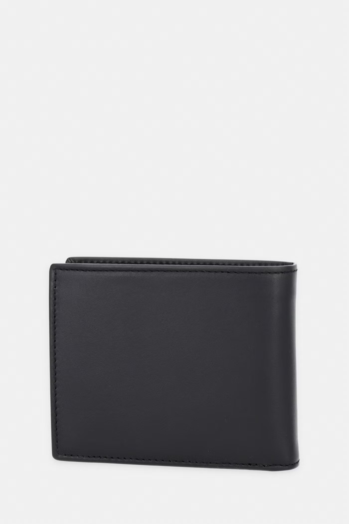 HUGO кошелек для мужчин кожаный Tibby_2.0_Trifold 50570448 чёрный AW26