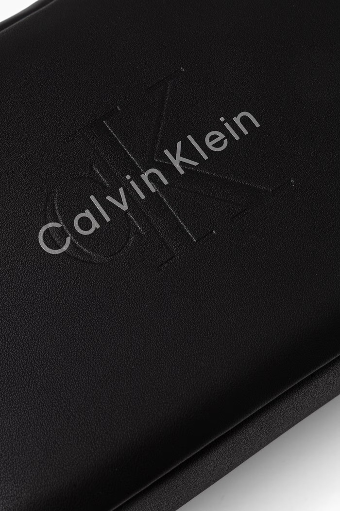 Calvin Klein kosmetyczka męska z imitacji skóry czarny LV04D1257G
