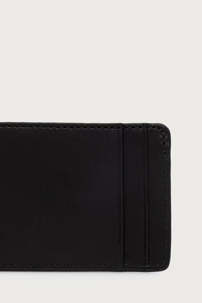 Akcesoria Maison Kitsuné Paris etui na karty skórzane QU05700LR0072 czarny