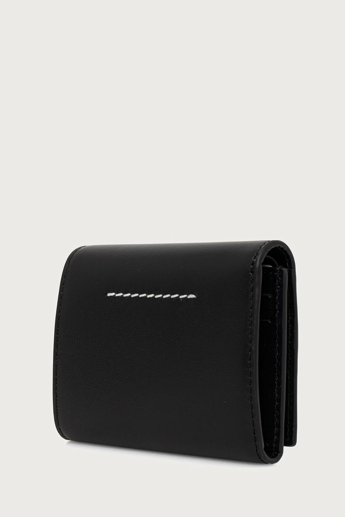 MM6 Maison Margiela portfel skórzany SA6UI0030.P9201 czarny AW26