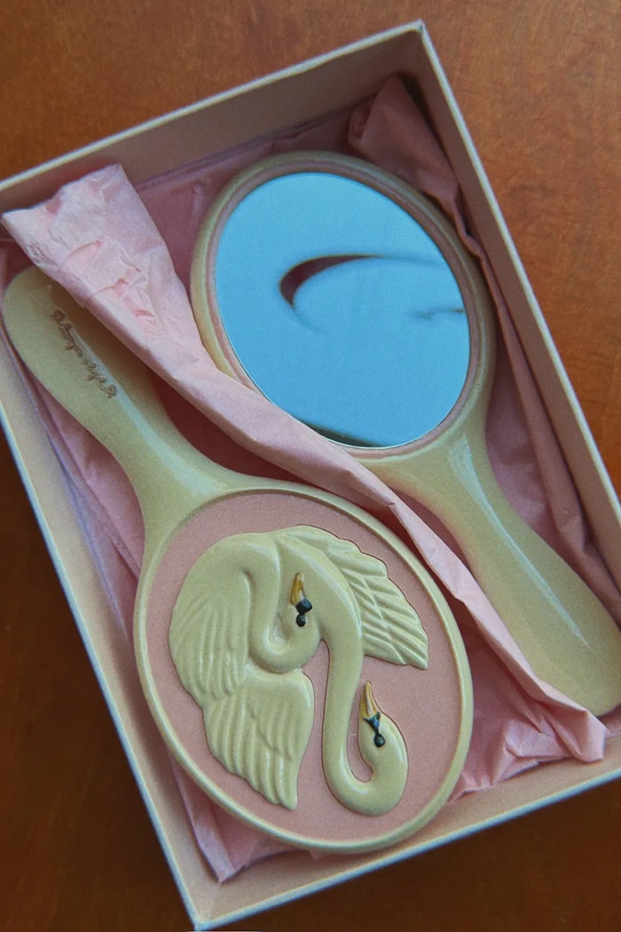 Zestaw do pielęgnacji dziecięcy SWAN BEAUTY SET Konges Sløjd różowy KS106613.9BY2