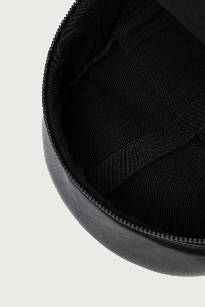 Ruksak za žene od imitacije kože Karl Lagerfeld Jeans crna B4W30183