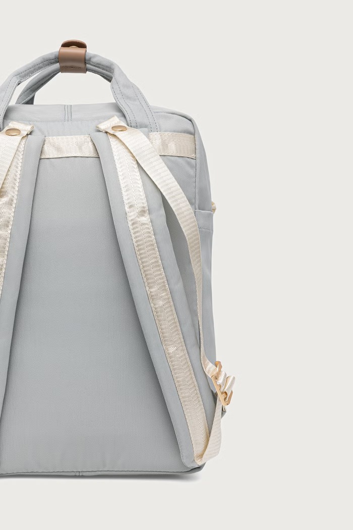 Akcesoria Doughnut Plecak damski Macaroon Enchanted 16L D010.EN.000181.F niebieski