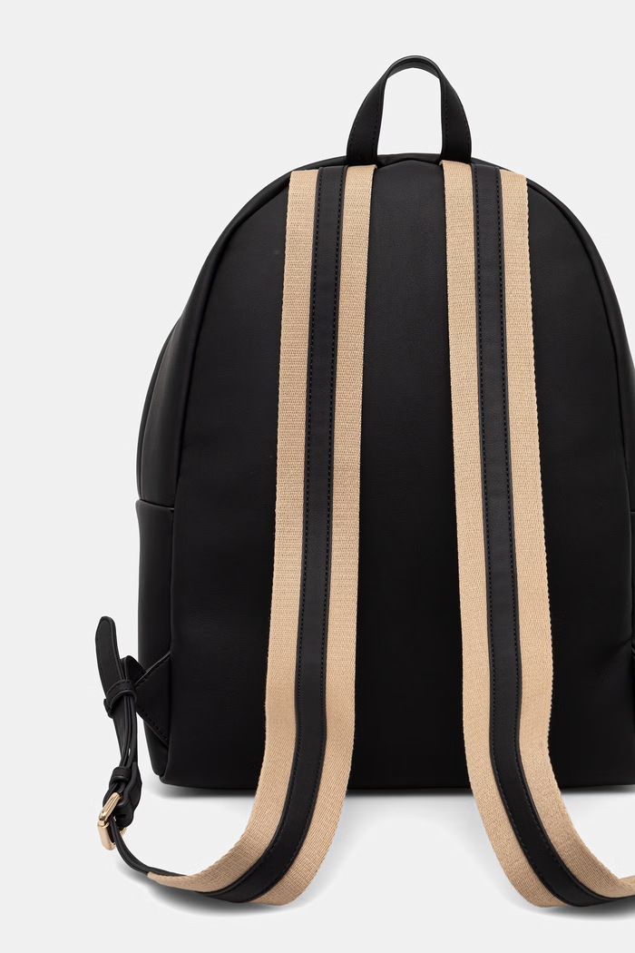 Akcesoria Love Moschino plecak damski z imitacji skóry JC4049PP1PLE0000 czarny