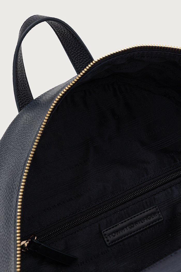 Batoh dámský z imitace kůže Tommy Hilfiger námořnická modř AW0AW19335