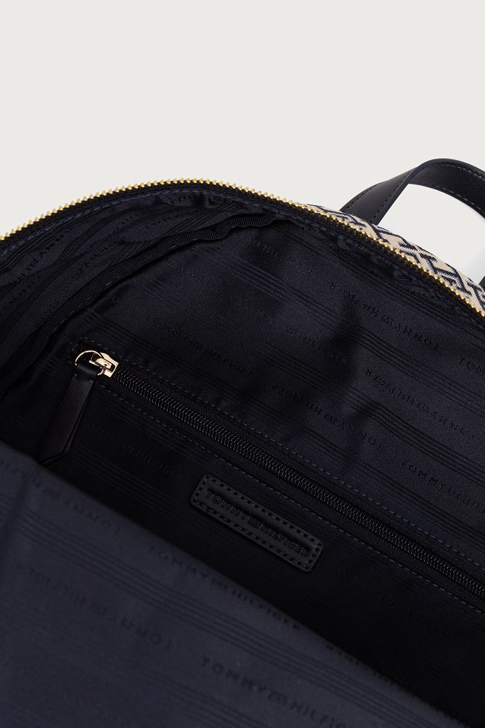 Ruksak za žene Tommy Hilfiger mornarsko plava AW0AW19288