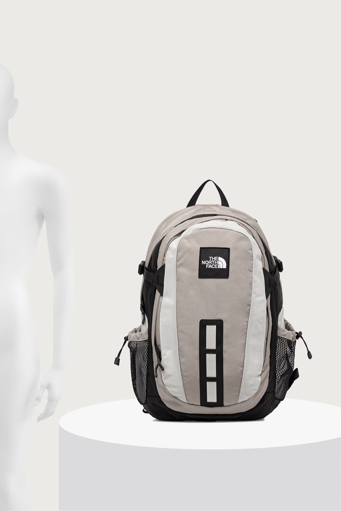 The North Face Ruksak dámsky Hot Shot 30L NF0A3KYJY241