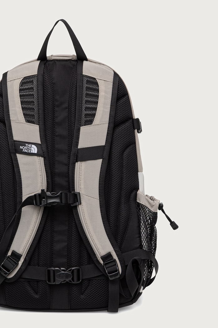 Doplnky The North Face Ruksak dámsky Hot Shot 30L NF0A3KYJY241 béžová