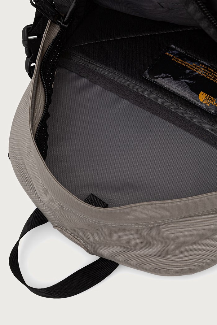 The North Face Ruksak dámsky Hot Shot 30L NF0A3KYJY241