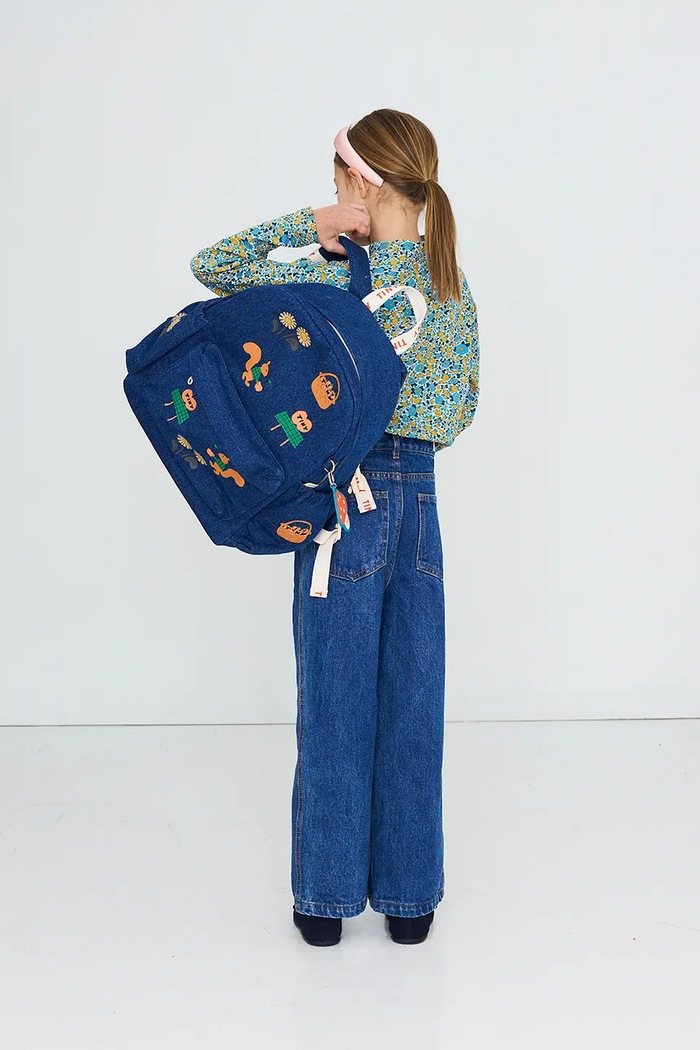 Tinycottons рюкзак для детей из денима TINY APPLES DENIM BACKPACK тёмно-синий AW26.187