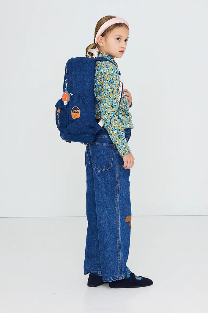 Tinycottons рюкзак для детей из денима TINY APPLES DENIM BACKPACK AW26.187 тёмно-синий
