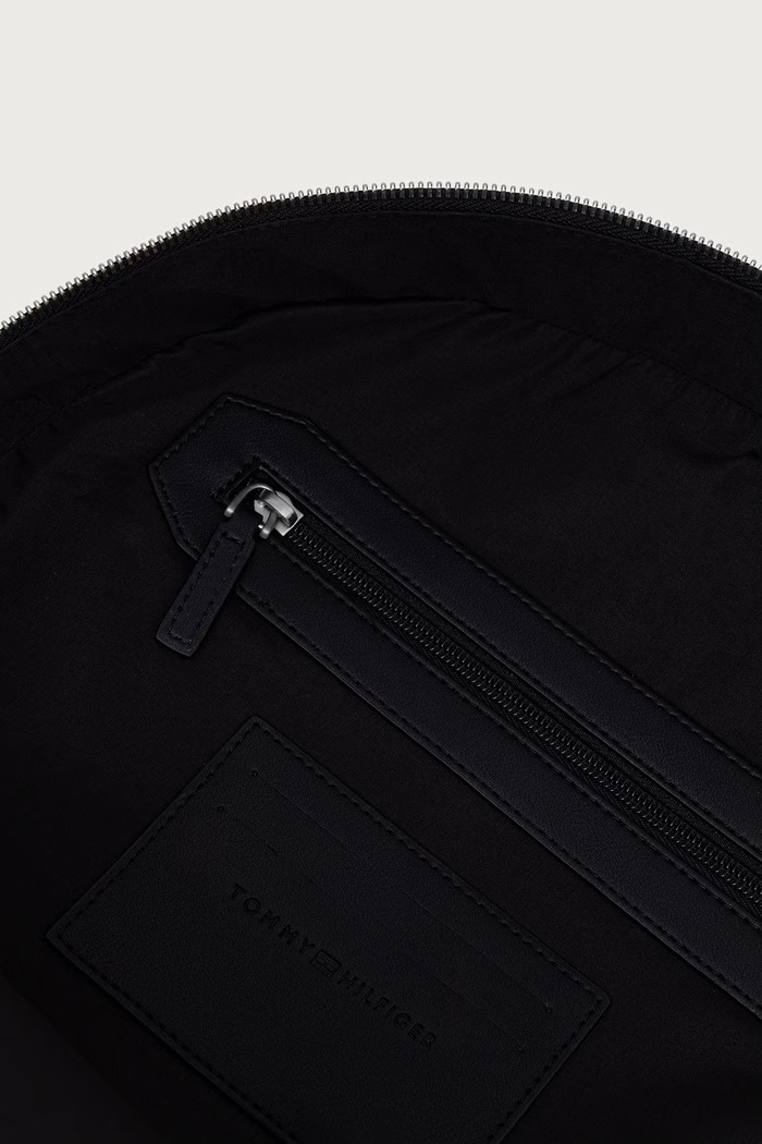 Ruksak za muškarce Tommy Hilfiger crna AM0AM14843