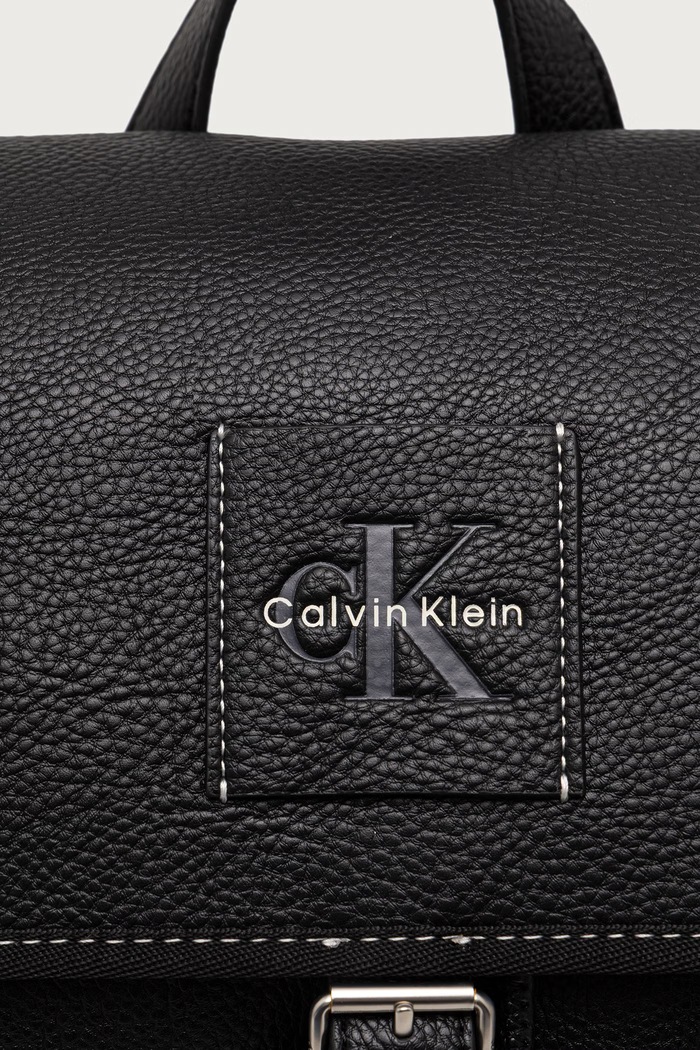 Ruksak za muškarce od imitacije kože Calvin Klein LV04D3565G crna
