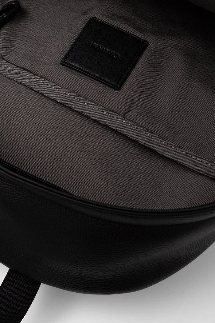 Calvin Klein plecak męski z imitacji skóry LV04D3560G czarny