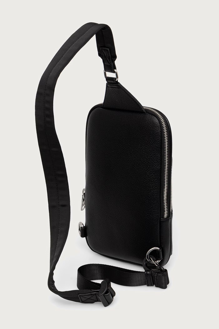 Аксессуары Armani Exchange сумка для мужчин из искусственной кожи XM000843.AF12134 чёрный