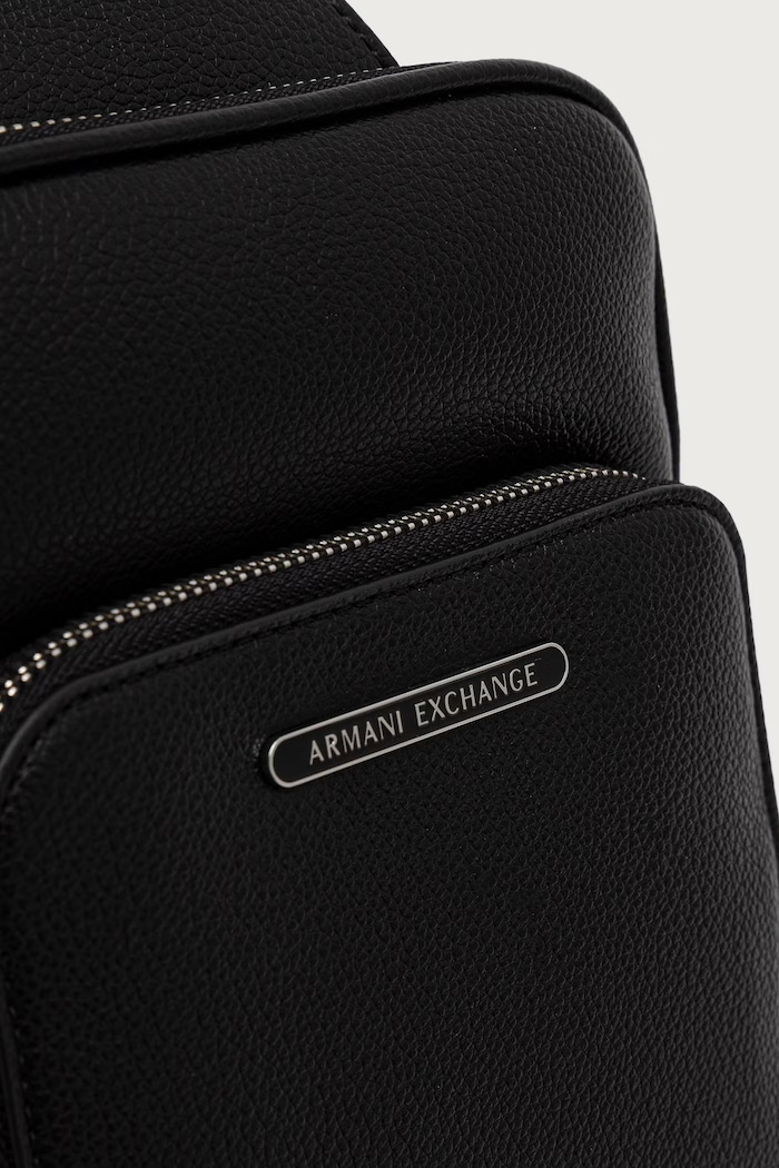 Armani Exchange bustina da uomo in similpelle nero XM000843.AF12134