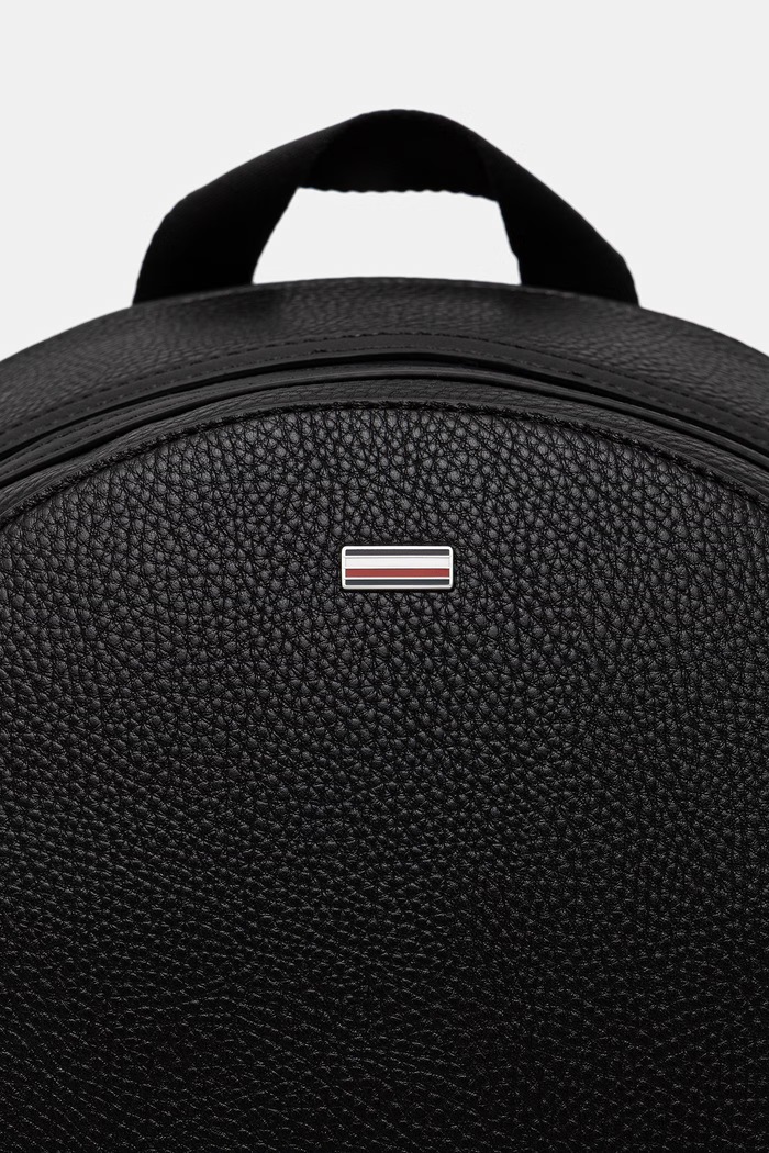 Tommy Hilfiger férfi műbőr hátizsák AM0AM14431 fekete