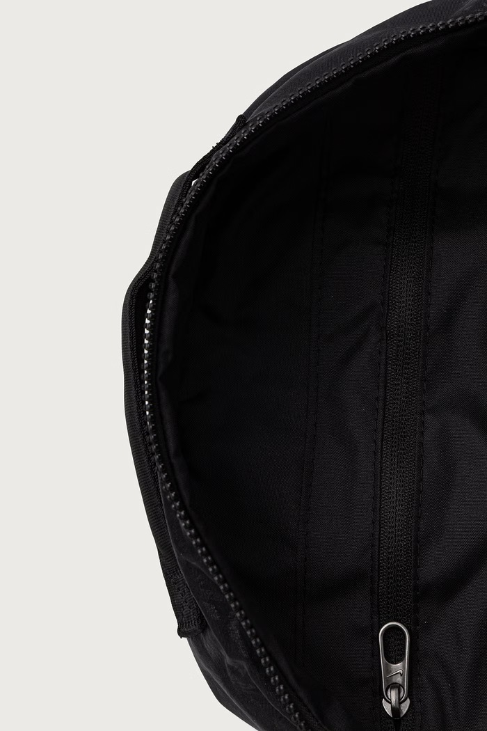 Nahrbtnik Aura 24L Nike Sportswear črna IQ1267.010