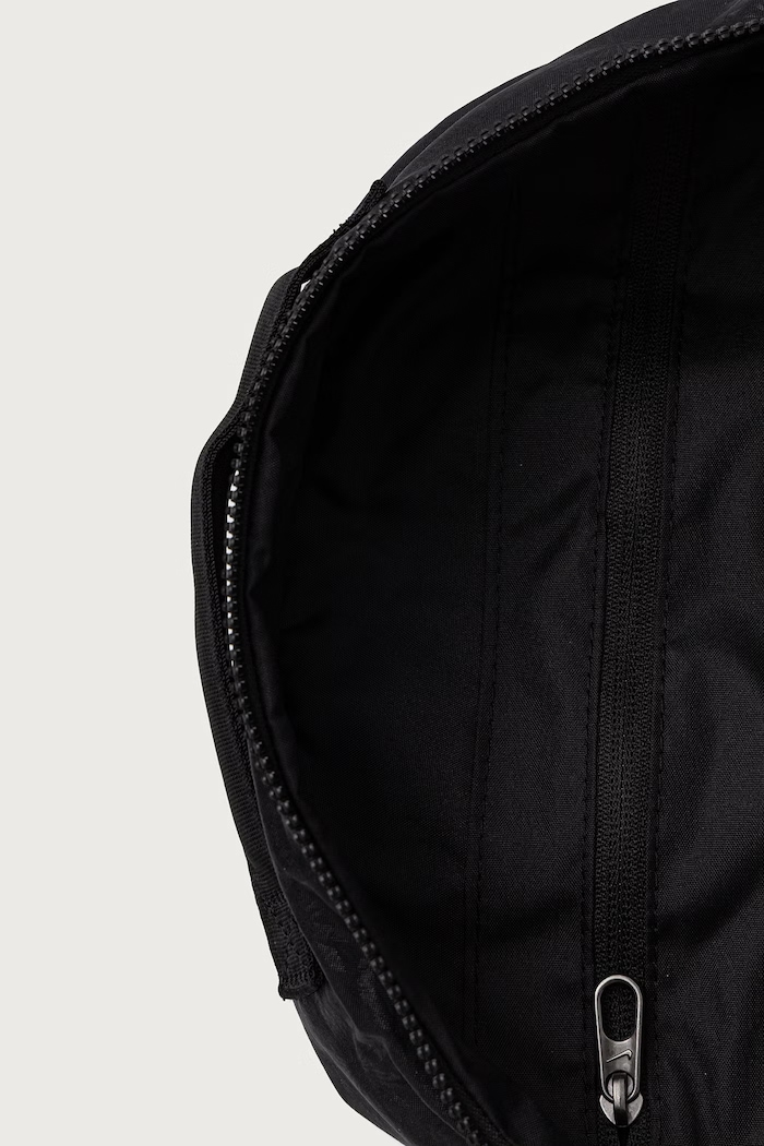 Nahrbtnik Aura 24L Nike Sportswear črna IQ1267.010