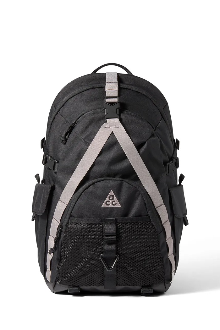Nike ACG: All Conditions Gear Plecak turystyczny ACG DAYMAX 25L czarny HJ8178.010