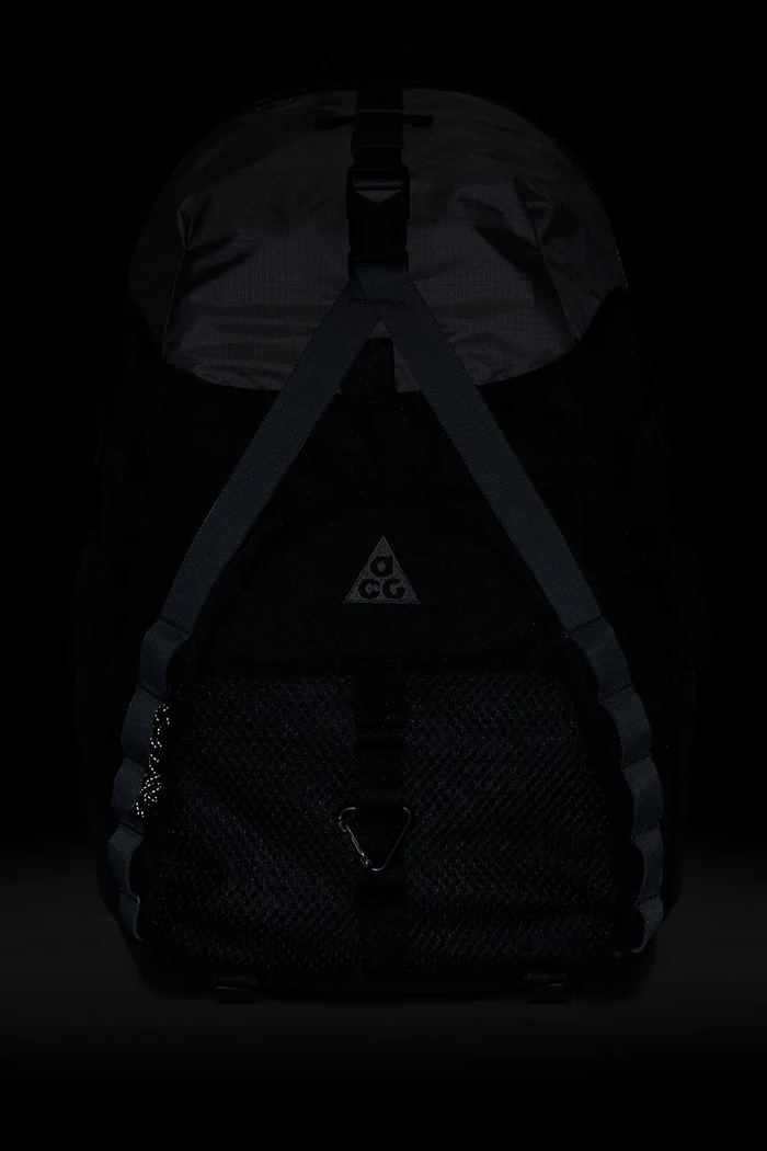 Nike ACG: All Conditions Gear Plecak turystyczny ACG DAYMAX 25L HJ8178.010