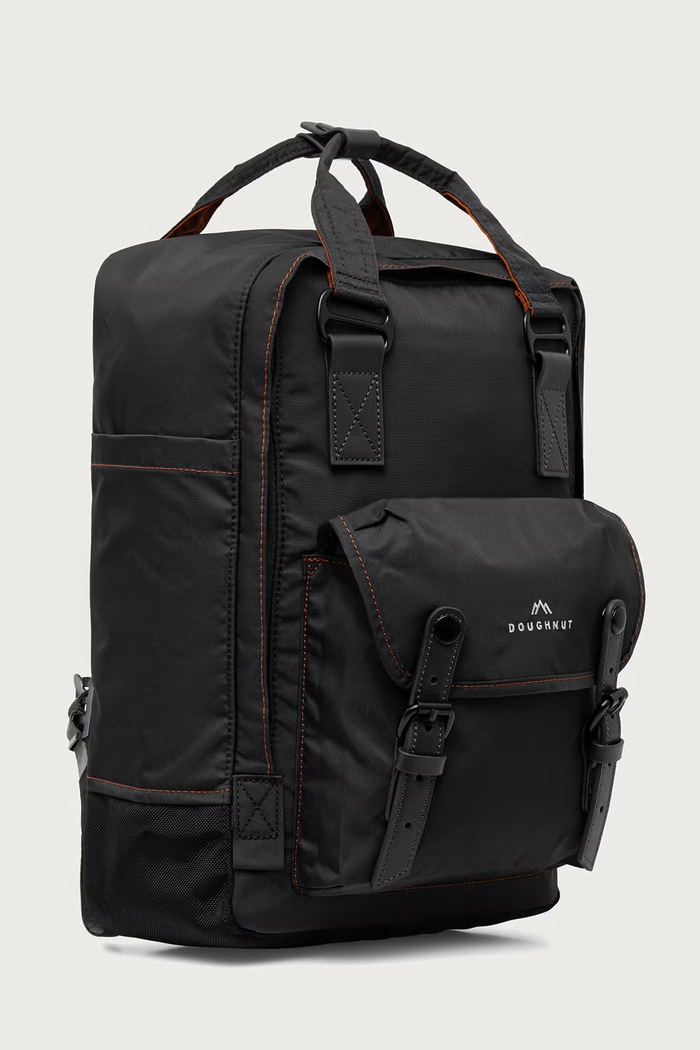 Doughnut Plecak Macaroon Unearthed 16L D010.UN.0004.F zielony AW26