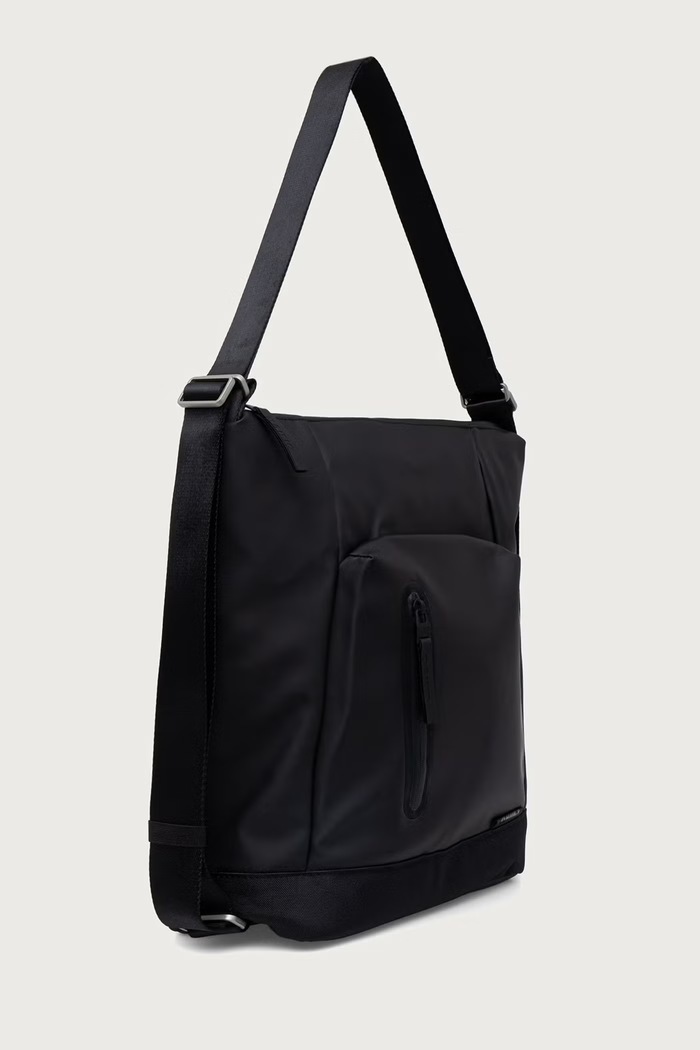 Rains Plecak Otaru Hobo Backpack W3 12340.01 czarny AW26