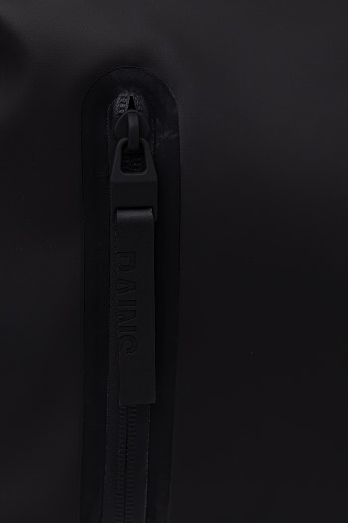 Plecak Otaru Hobo Backpack W3 Rains 12340.01 czarny
