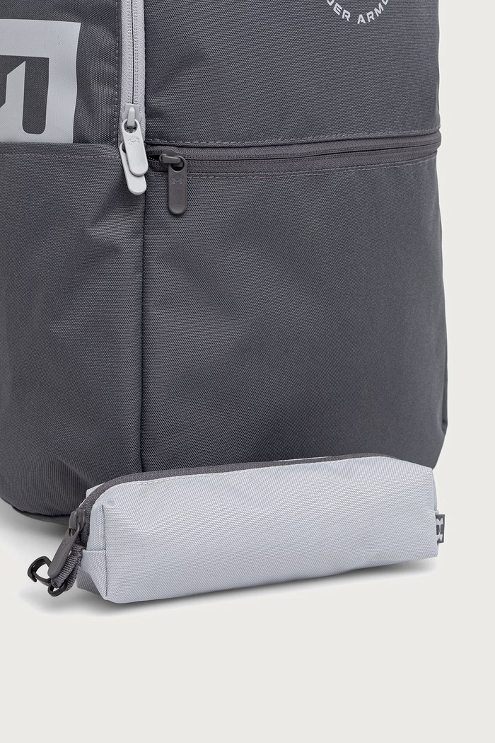 Batoh Essential Under Armour šedá 6000991