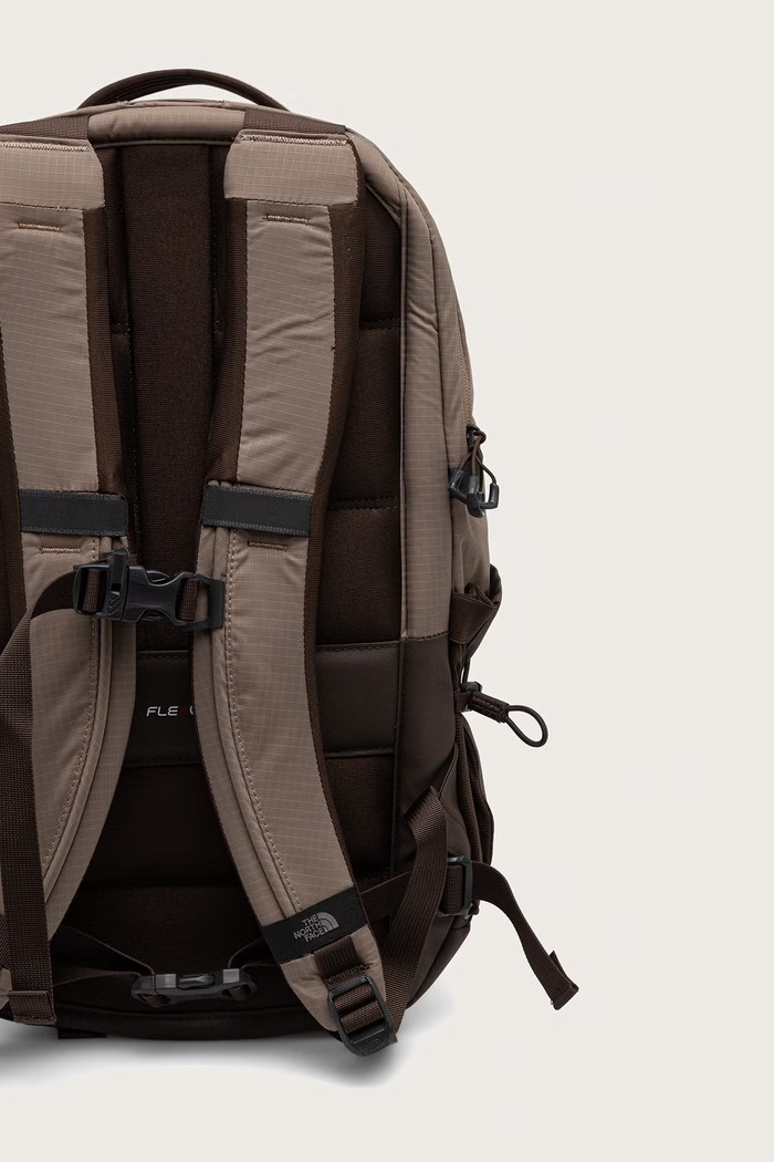 Dodatki The North Face nahrbtnik Borealis 28L NF0A52SET6V1 rjava