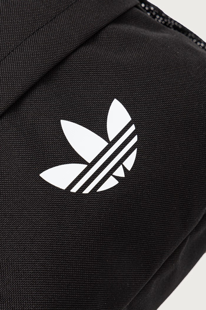 Рюкзак adidas Originals KS6896 чёрный