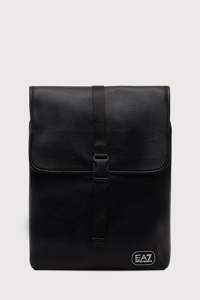 EA7 Emporio Armani plecak z imitacji skóry czarny AF29345.7X000760