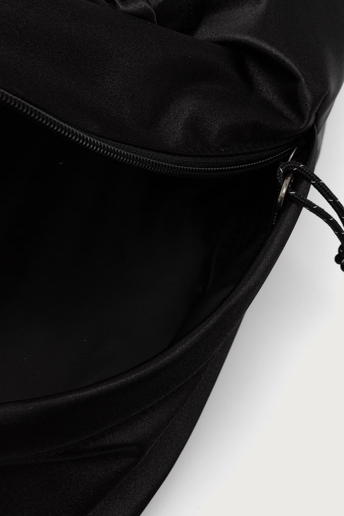 Eastpak PADDED PAKR EK000620C0N1 czarny