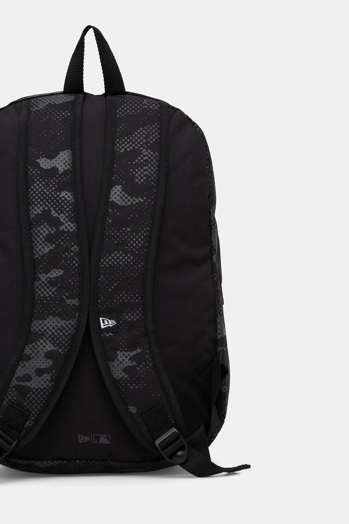 Akcesoria New Era plecak CAMO MULTI STADIUM NYY 60856103 czarny