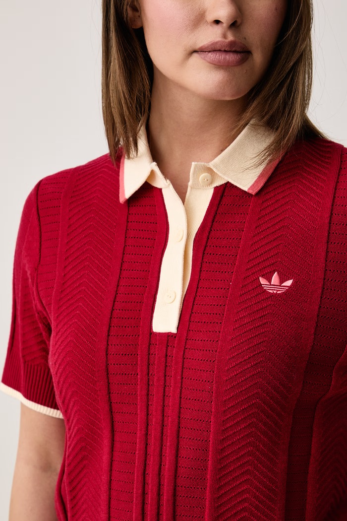 Polo swetrowe damskie z wiskozą Cable Knit adidas Originals KR7060 czerwony