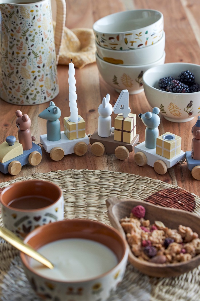 Bloomingville MINI Dekoracja na stół dziecięca Junaid Birthday Decoration 82064771 multicolor AW26