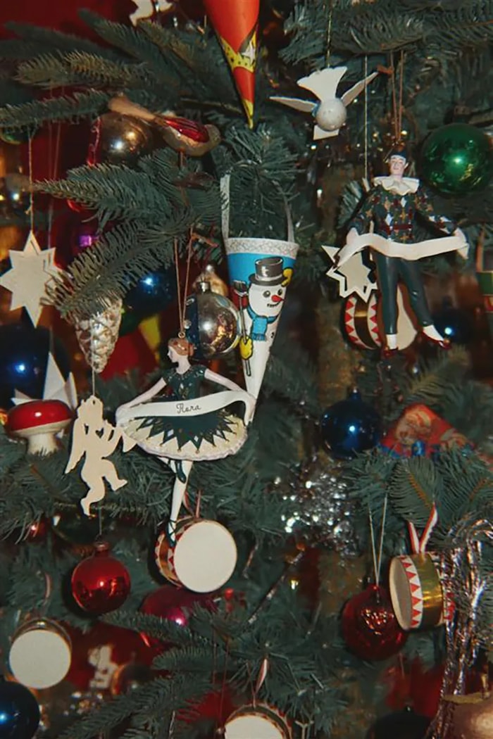 Zawieszka dekoracyjna dziecięca CHRISTMAS ORNAMENT HARLEKIN BALLERINA Konges Sløjd zielony KS106417.9BY2