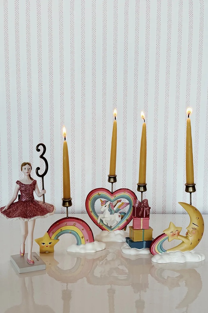 Konges Sløjd Zestaw świeczników BIRTHDAY TRAIN UNICORN multicolor KS106397.9BY2