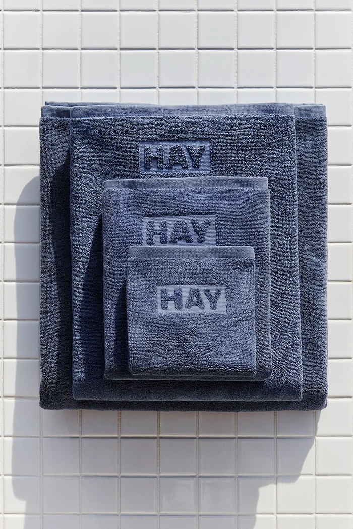 HAY ręcznik mały bawełniany 50 x 90 cm AE742.E153.AP22 niebieski AW26