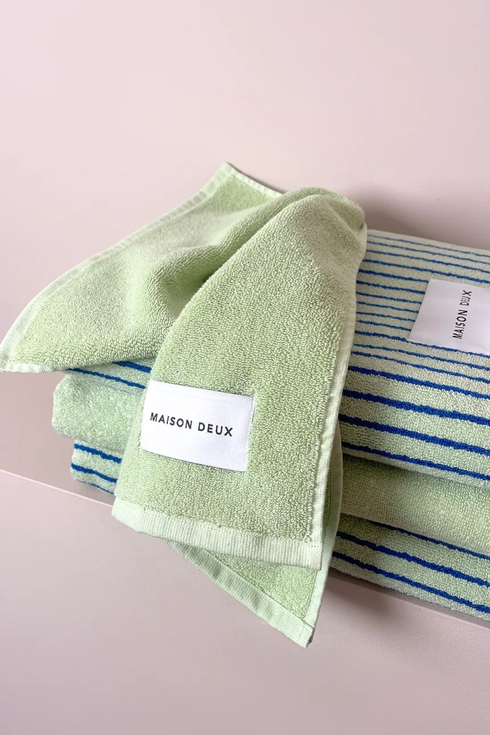 Prosop mic din bumbac Stripes Color 50 x 100 cm Maison Deux 168144 verde