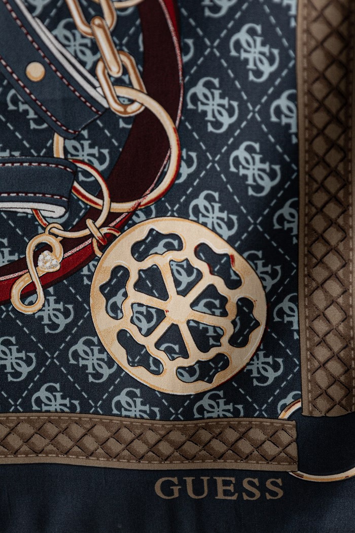 Guess Eșarfă pentru femei AW5682.POL90 albastru AW26