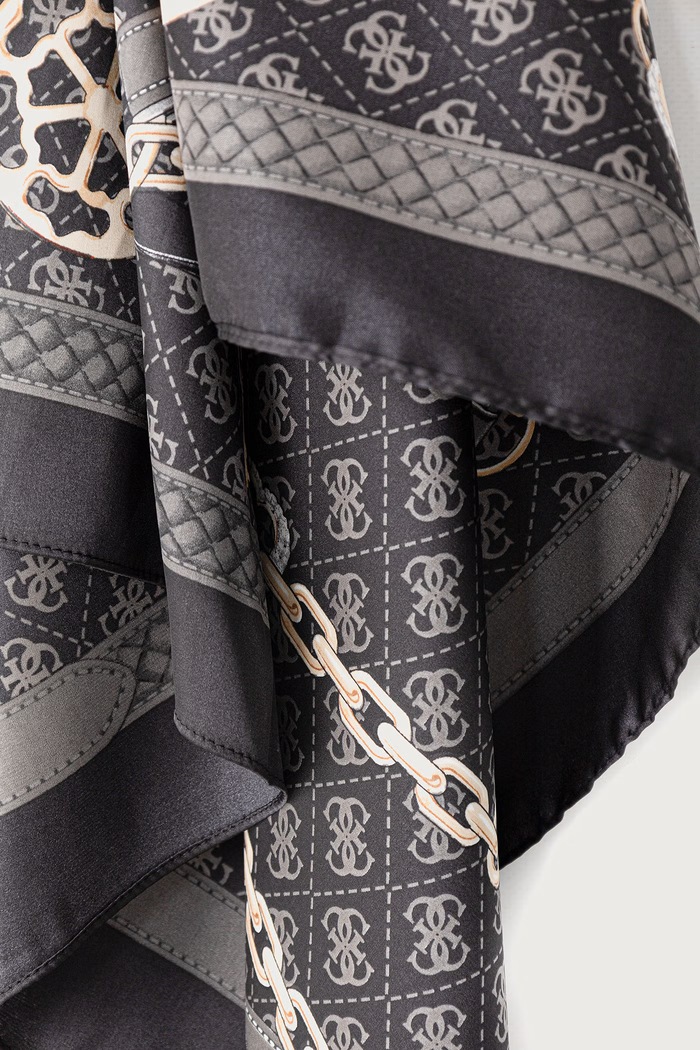 Accesorii Guess Eșarfă de damă AW5682.POL90 negru