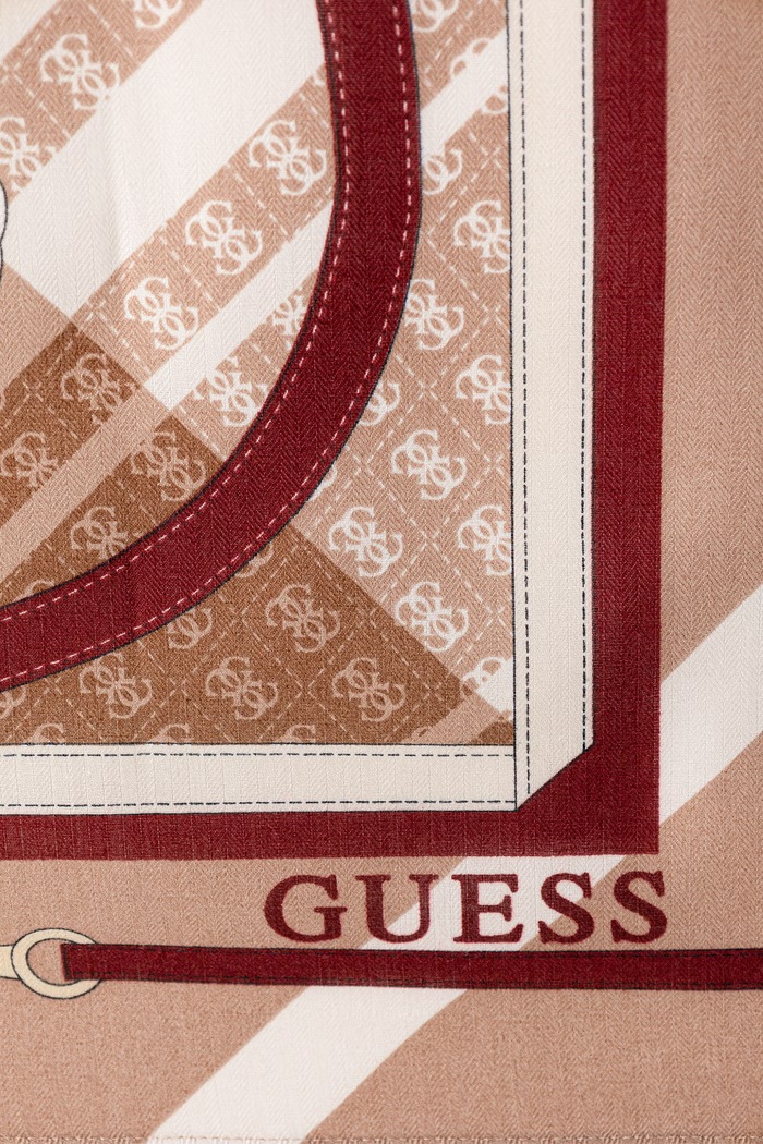 Guess Eșarfă pentru femei YVONNE AW5659.POL03 maro AW26