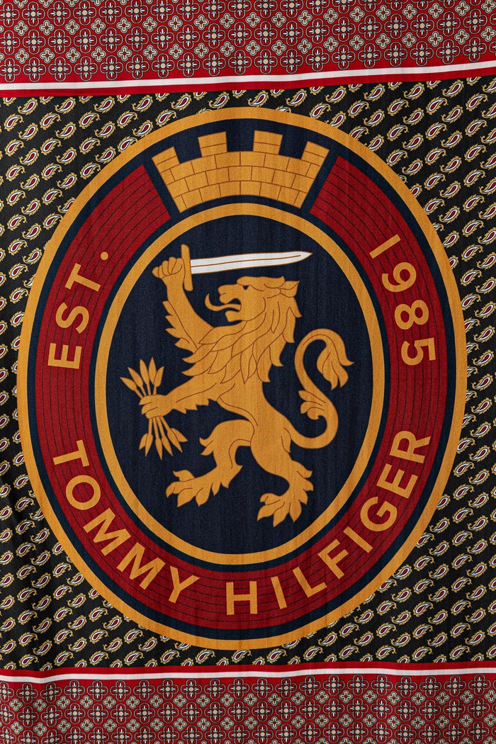 Tommy Hilfiger Apaszka damska jedwabna AW0AW19127 czerwony AW26