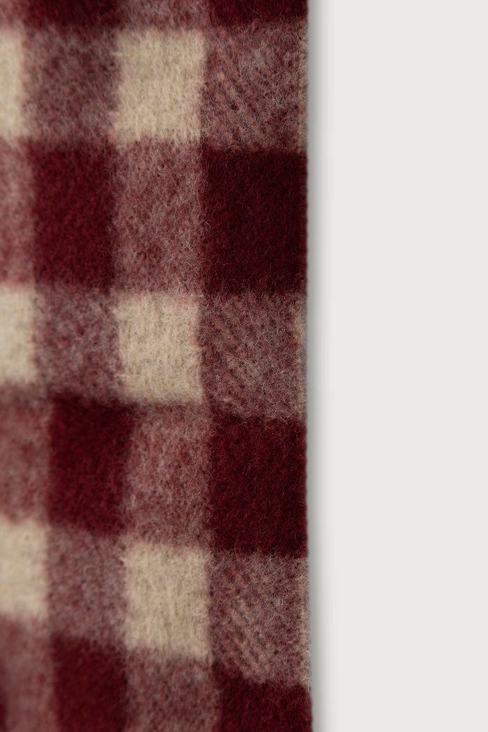 United Colors of Benetton Eleganten šal ženski z viskozo 6WOFVU00O bordo AW26