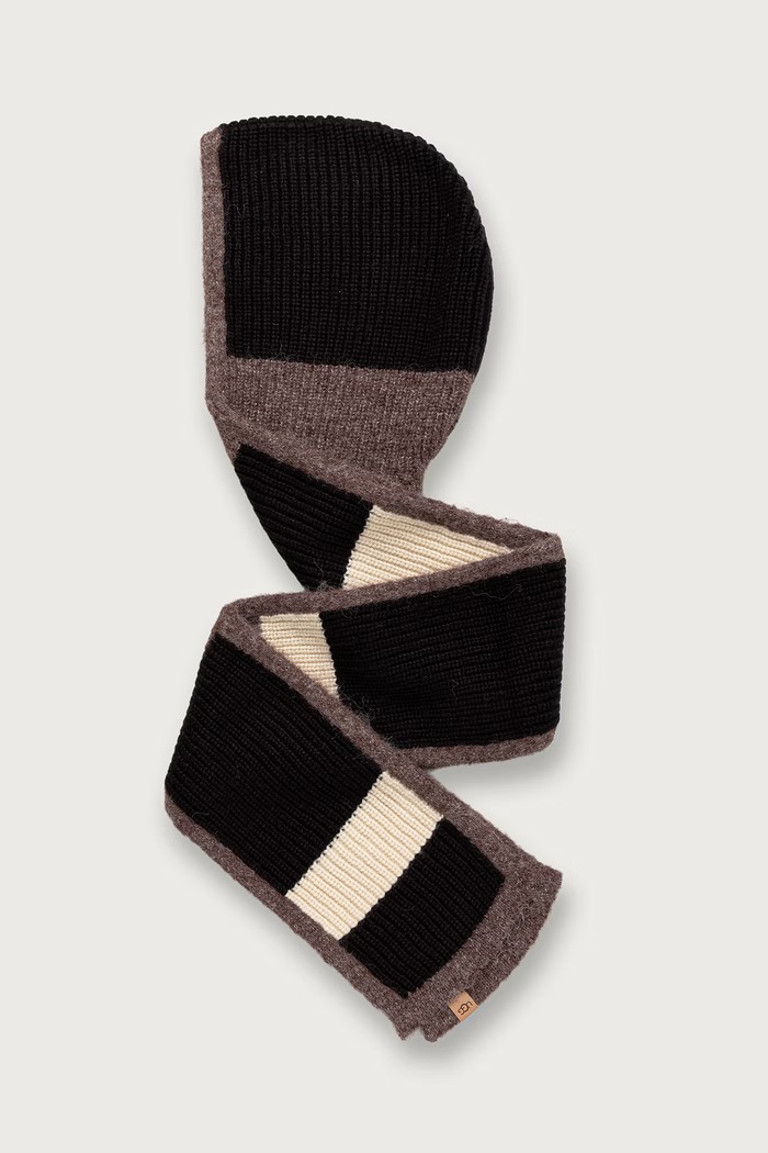 UGG Kaptur damski czarny 105628