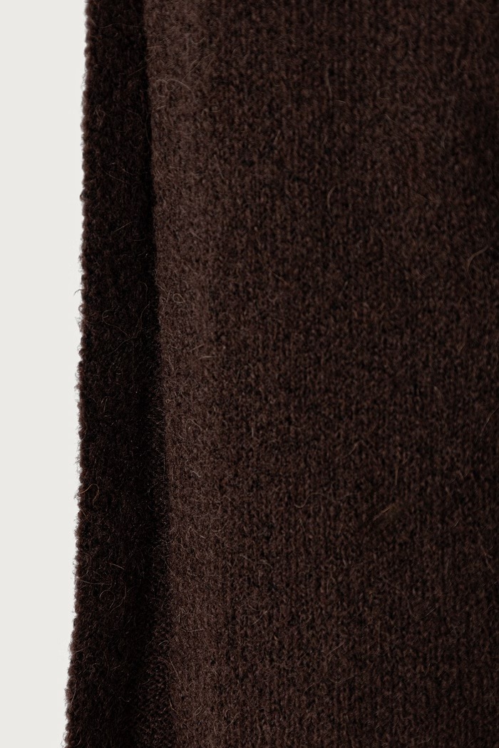 Twinset Kratki šal za žene s dodatkom vune 262TO5621 smeđa AW26