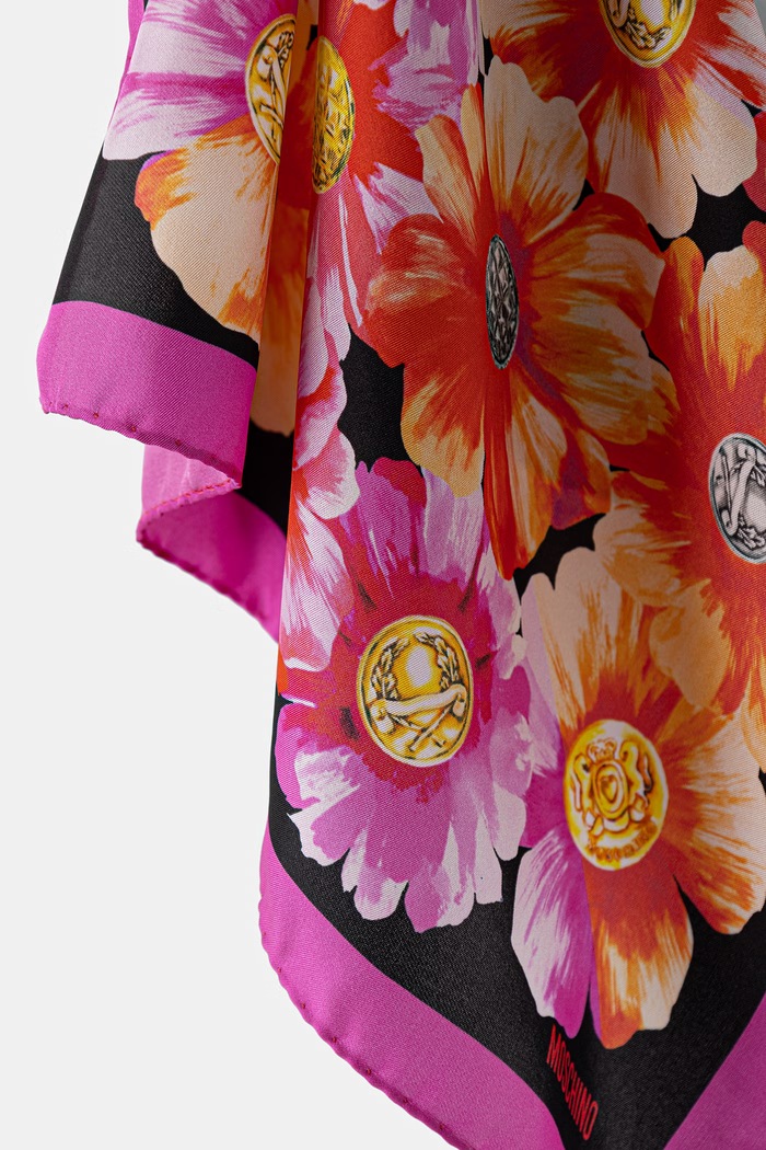 Moschino apaszka damska jedwabna M3417.3627 fioletowy AW26